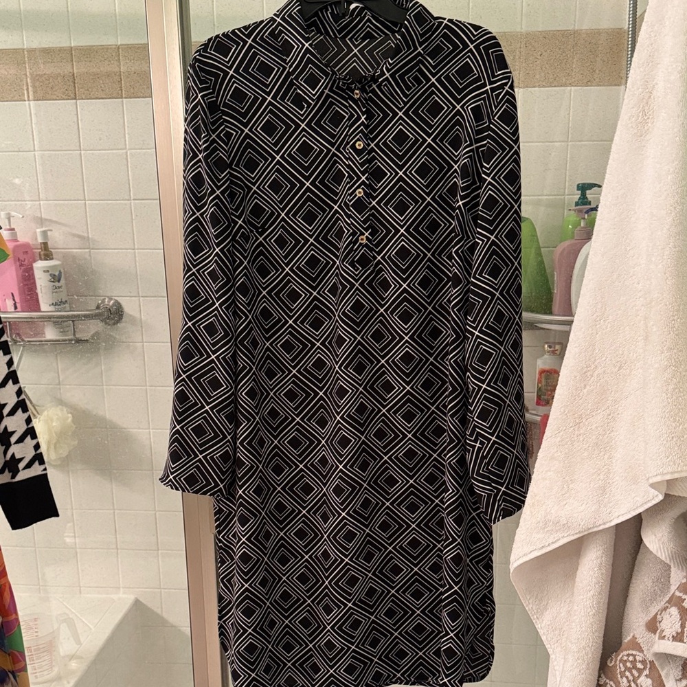 Geometric Black and White shirt dress.